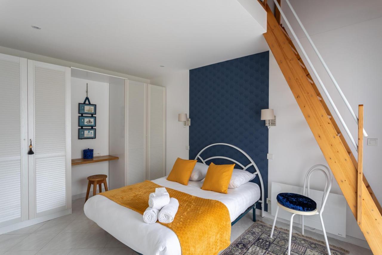 Le Clos De La Roche Angevin - Charmante Maison 6 Voyageurs Cancale Bagian luar foto