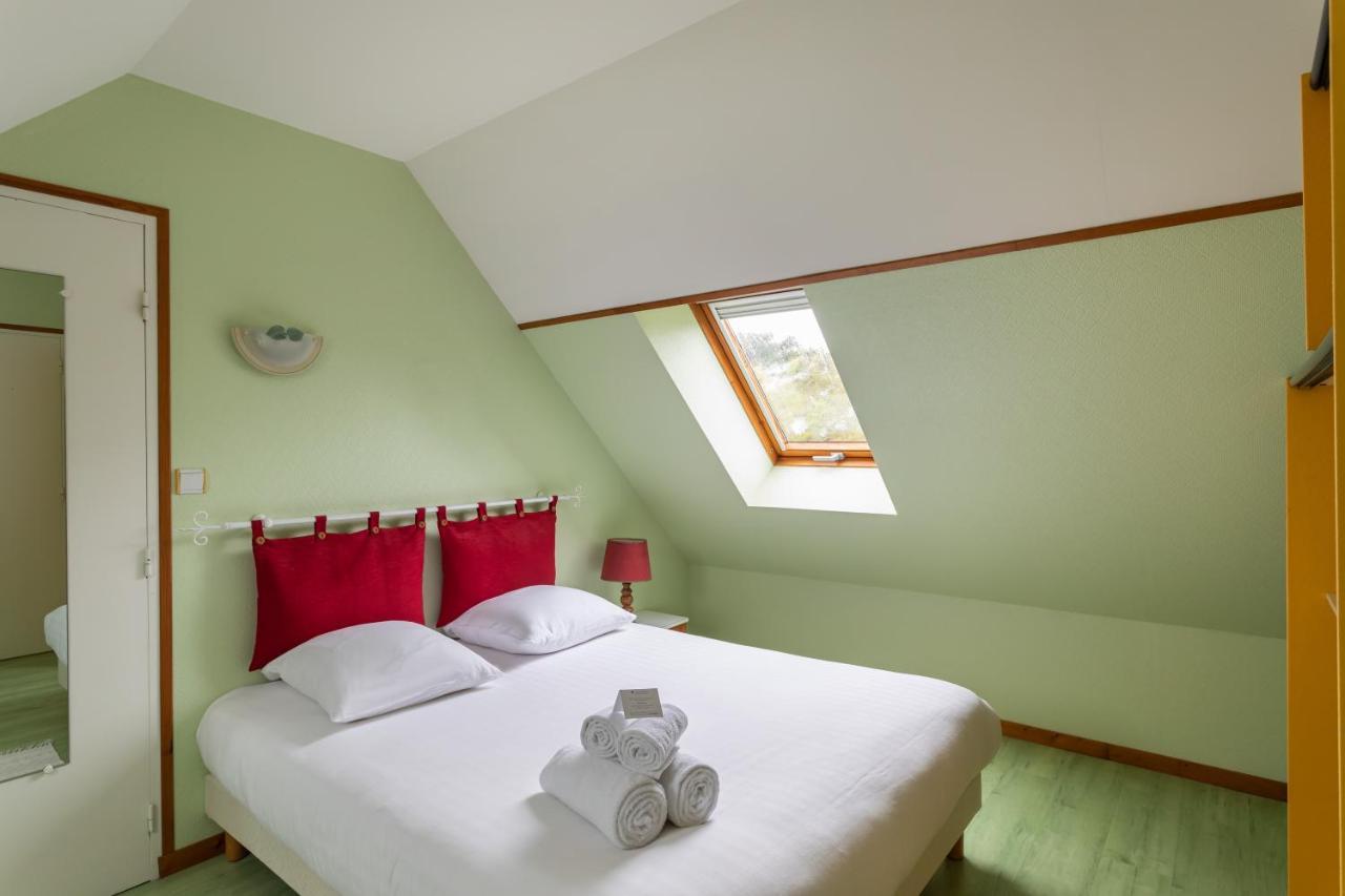 Le Clos De La Roche Angevin - Charmante Maison 6 Voyageurs Cancale Bagian luar foto